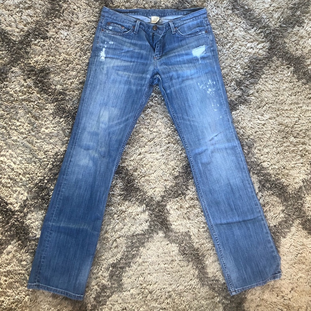 Women’s Banana Republic Jeans Size 30 & 32” inseam